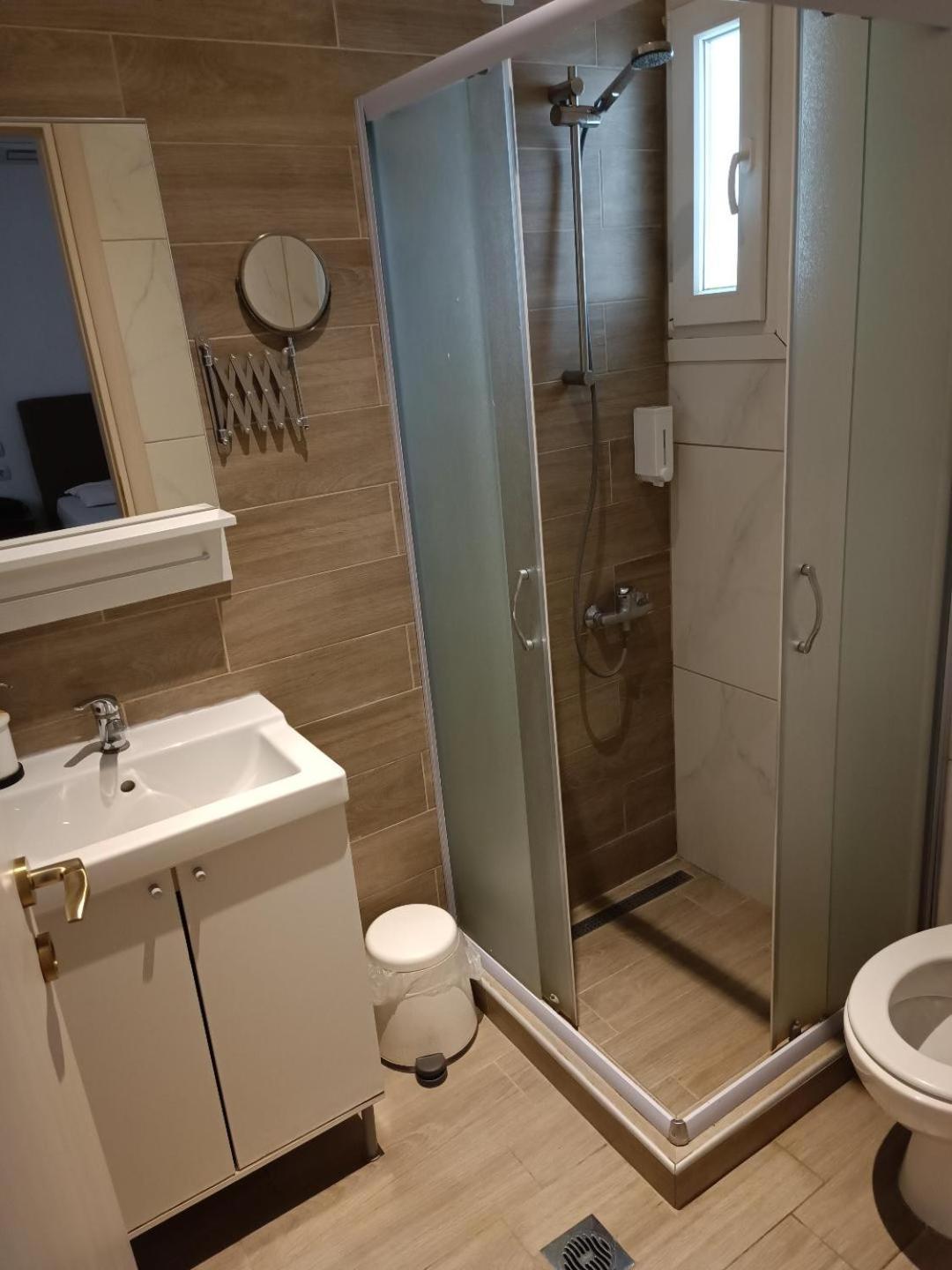 Diethnes Larissa Ngoại thất bức ảnh
